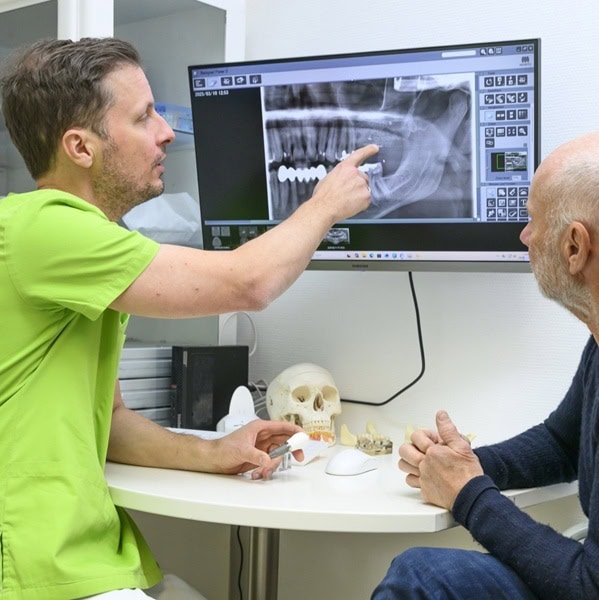 3D-Röntgen (DVT) für die Implantatplanung - Praxis Oralchirurgie & Implantologie Templin